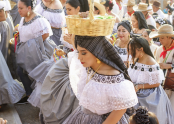 La Pasada de frutas: Un mosaico de tradición en Chiapa de Corzo