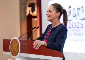 La economía mantiene ritmo de crecimiento: Sheinbaum