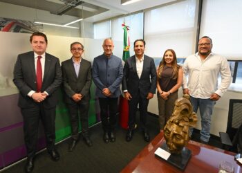 Eduardo Ramírez impulsa proyecto de autopista junto a la SICT