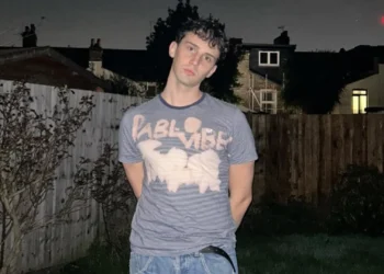 Pablopablo: La Nueva Voz del Amor Moderno en la Música Española