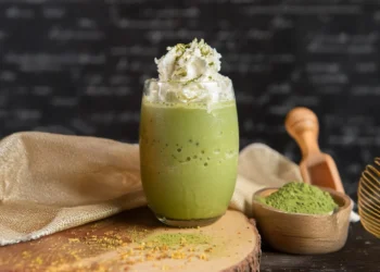 Matcha Mania: El Té Verde Japonés que Conquista TikTok, Instagram y tu taza