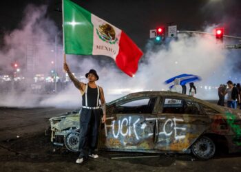 Voces al límite: indignación, miedo y el dilema de la protesta en L.A.