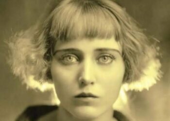 Carmen Mondragón: Una Visionaria del Modernismo Mexicano