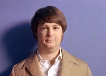 Brian Wilson: El Genio Torturado Detrás del Sonido de los Beach Boys