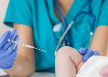 Una generación sin protección: más de 340 000 niños no vacunados en México según la OMS