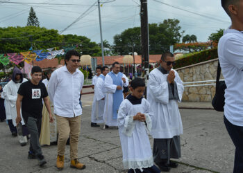 Procesión en honor al Inmaculado Corazón de María llenó de fe las calles de Berriozábal