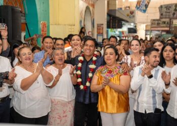 Eduardo Ramírez se compromete a fortalecer los mercados públicos de Chiapas