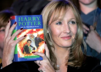 J.K. Rowling: La mujer que hechizó al mundo con palabras