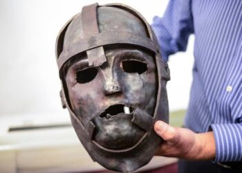 El Hombre de la Máscara de Hierro: Entre la leyenda y el misterio de la historia francesa