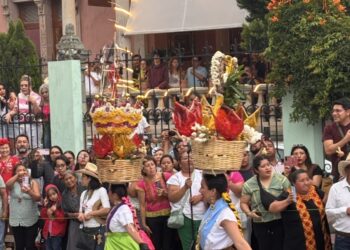 Las Chinas Oaxaqueñas en la Guelaguetza