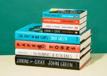 Celebrando el Día del Libro de Bolsillo: El formato que democratizó la lectura