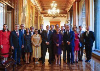 Sheinbaum se reúne con empresarios para hablar del ‘Plan México’