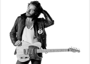 Cincuenta años de ‘Born to Run’: cómo un chico de 25 años peleó contra todo y construyó “el último disco en la Tierra”