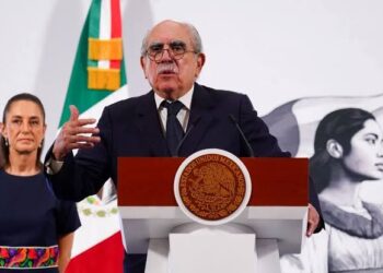 La presidenta Sheinbaum releva a Pablo Gómez de la UIF para encabezar nueva Comisión de Reforma Electoral