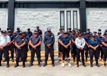 Operativo con seis cateos en Chiapas: arrestan a 59 municipales y aseguran armas, vehículos y un jaguar