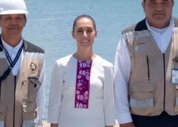 Sheinbaum dio inicio a la construcción de puentes vehiculares en Colima