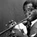 Louis Armstrong: El genio que hizo cantar al jazz