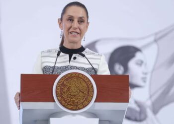 Bancos ya no podrán deducir de impuestos la parte que pagan al IPAB: Sheinbaum