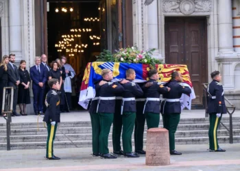 Un Adiós Solemne en Westminster
