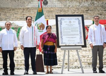 Chiapas celebra 201 años de su federación a México en el Parque Bicentenario de Tuxtla