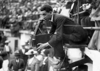 Los Hermanos Casasola: Pioneros del Fotorreportaje Mexicano