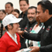 Eduardo Ramírez entrega becas de alfabetización y kits visuales en San Cristóbal