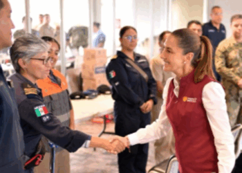 Sheinbaum arribó a Veracruz para supervisar labores de rehabilitación