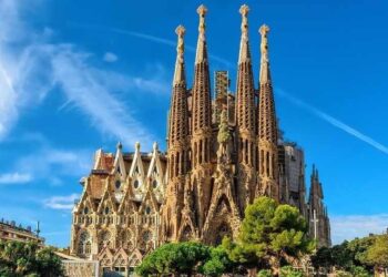 El Templo Expiatorio de la Sagrada Familia: La eterna obra maestra de Gaudí