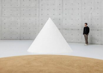 El arte minimalista se hace maxi en París