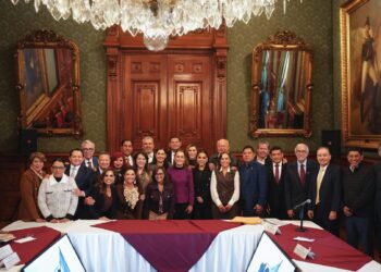 Eduardo Ramírez participa en reunión encabezada por la presidenta Claudia Sheinbaum
