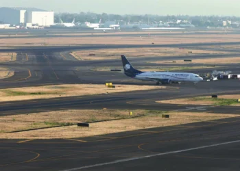 Sheinbaum insiste a EU operación equilibrada entre el AIFA y el AICM