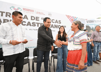 Eduardo Ramírez refrendó compromiso con el bienestar y el desarrollo en Altamirano