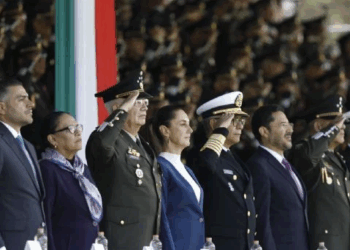 Sheinbaum autoriza aumento de 4% a militares pensionados para evitar marcha