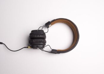 ¿Estás escuchando bots? Una encuesta muestra que la música de IA es prácticamente indetectable