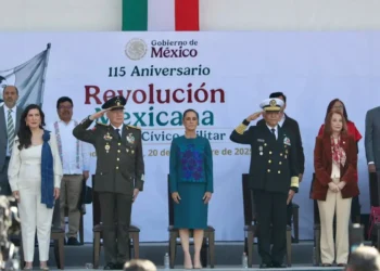 Sheinbaum encabeza desfile por el 115 aniversario de la Revolución