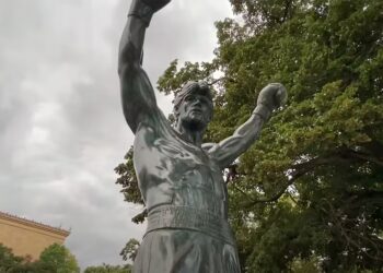 La estatua de Rocky se trasladará a su origen: las escaleras del Museo de Arte de Filadelfia