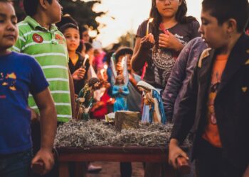 Comienzan las Posadas: Un Viaje de Fe y Tradición en México