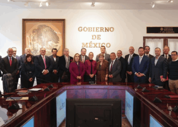Sheinbaum sostiene segundo encuentro con empresas de carga que operan en AIFA