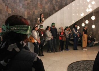 Escuchando el color y tocando el sonido, recorrido sensorial que ofrece el MAM para conocer el arte