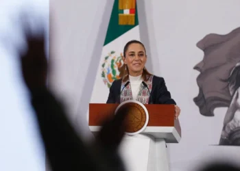 Celebra Sheinbaum consenso para aprobar reforma laboral de 40 horas