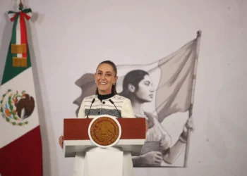 Sheinbaum lanza un plan que eleva la inversión pública al 2% del PIB este año