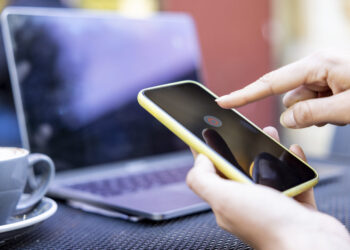 Diputados dan primer paso para reconocer el derecho a la desconexión digital en el trabajo
