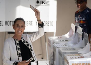 Sheinbaum prepara un plan B por si encalla su proyecto de reforma electoral