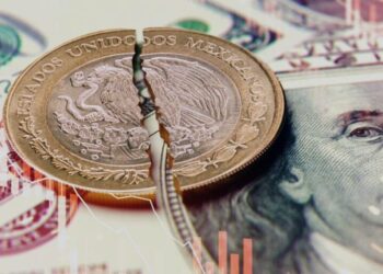 Peso mexicano se deprecia y supera los 18 por dólar ante tensión global por conflicto en Medio Oriente