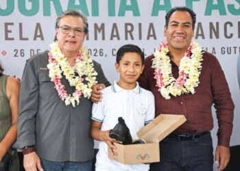 Reafirma Eduardo Ramírez compromiso con la educación y el bienestar de estudiantes