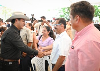 Eduardo Ramírez encabeza arranque de campaña preventiva contra el gusano barrenador en Chiapas