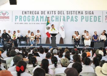 Eduardo Ramírez impulsa alfabetización en Salto de Agua
