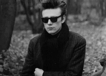 Stuart Sutcliffe: el quinto Beatle que eligió el arte sobre la fama
