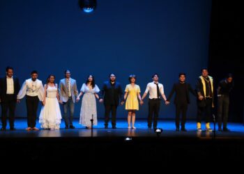 VIAJE POR LOS SUEÑOS UNA CELEBRACIÓN DE LA MÚSICA QUE ILUMINÓ CORAZONES